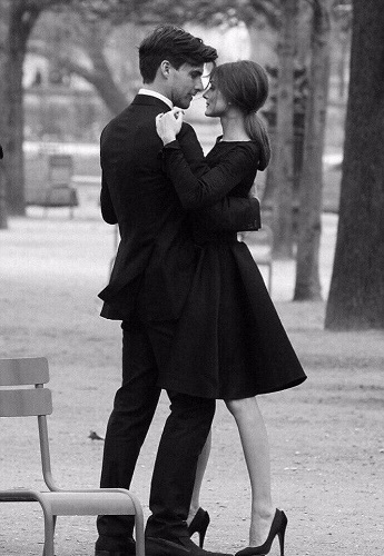 Обложка книги Зі мною темрява / Со мной темнота